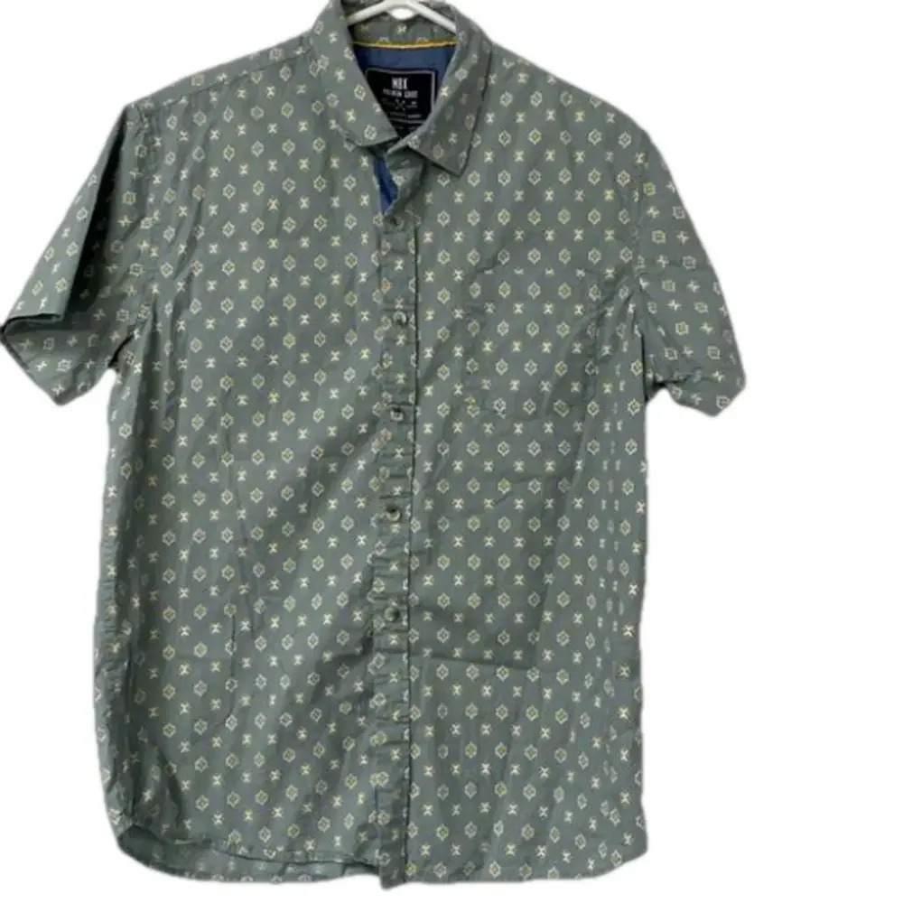 MBX Premium Goods Button Down Men’s Short Sleeve‎ Shirt Medium